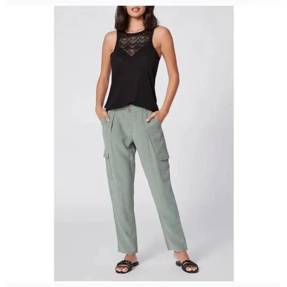 Paige Women's Becca High Waisted Laurel Green Pants Tapered Pockets Size 6 - Picture 15 of 16